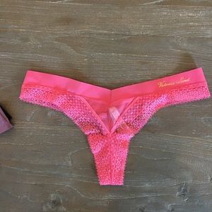 NWT Victoria’s Secret Incredible Thong
